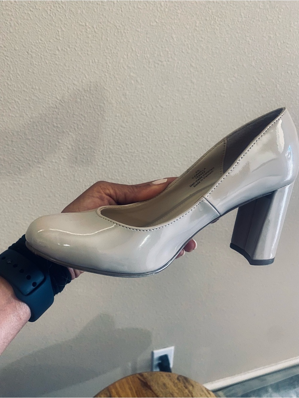 Xappeal Women's Cream Block Heel shoe